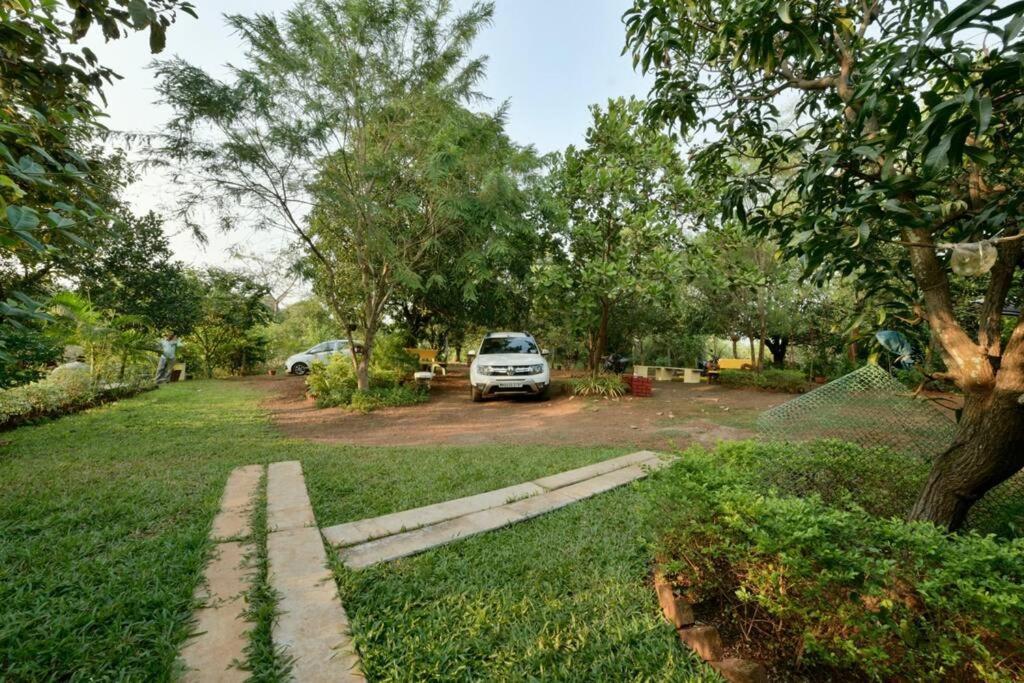 Lobville Homestay Karjat Exterior photo